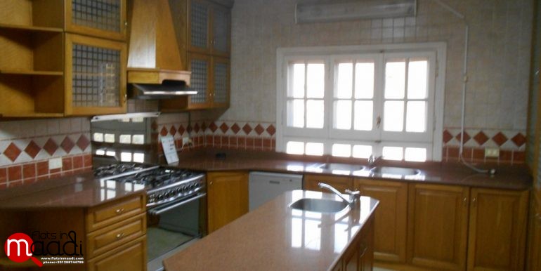 Triplex penthouse for rent in maadi sarayat (11)