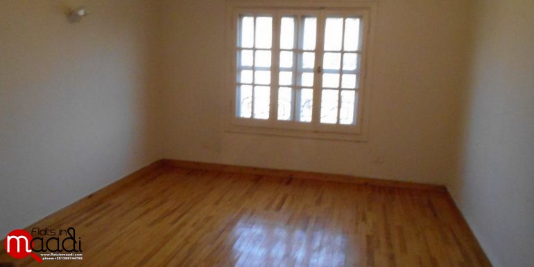 Triplex penthouse for rent in maadi sarayat (31)