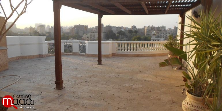 Triplex penthouse for rent in maadi sarayat (37)