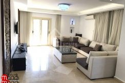 Bright & Classy Apartment In Maadi Sarayat